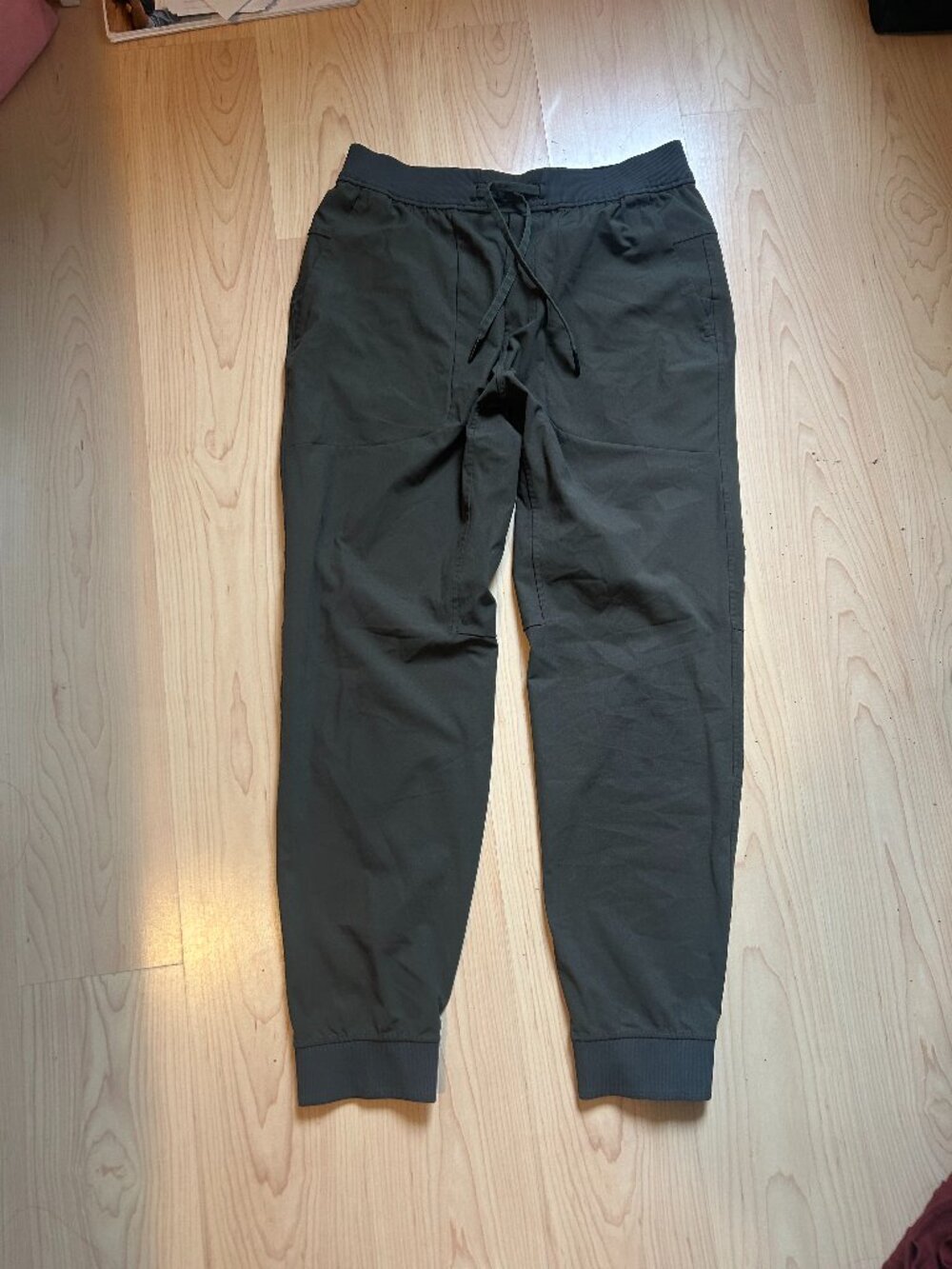Mens Lululemon Olive Green Jogger Pants